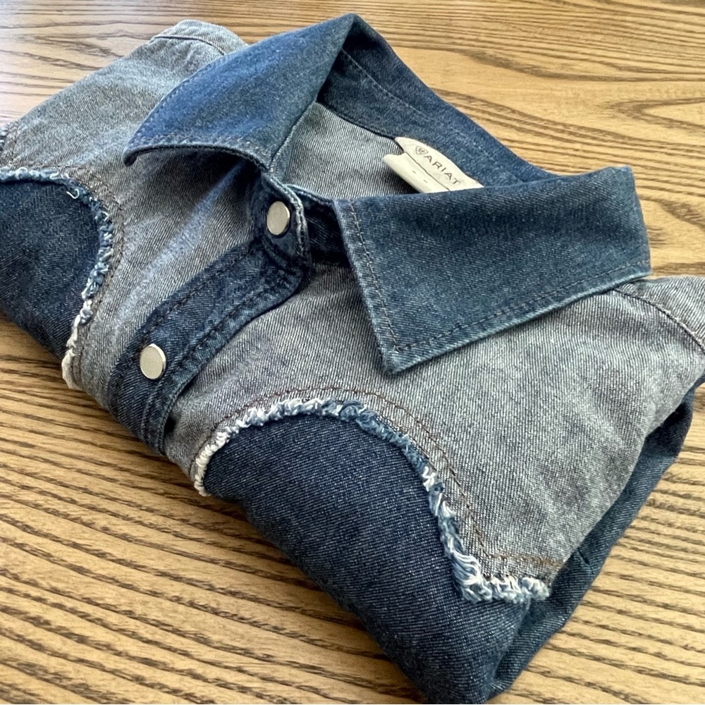 Ariat Riverside‎ Reverse Denim Shirt Pearl Snap Retro Fit